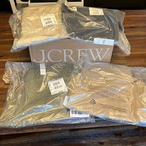 Four J.Crew Wallace & Barnes 8" officer chino shorts.